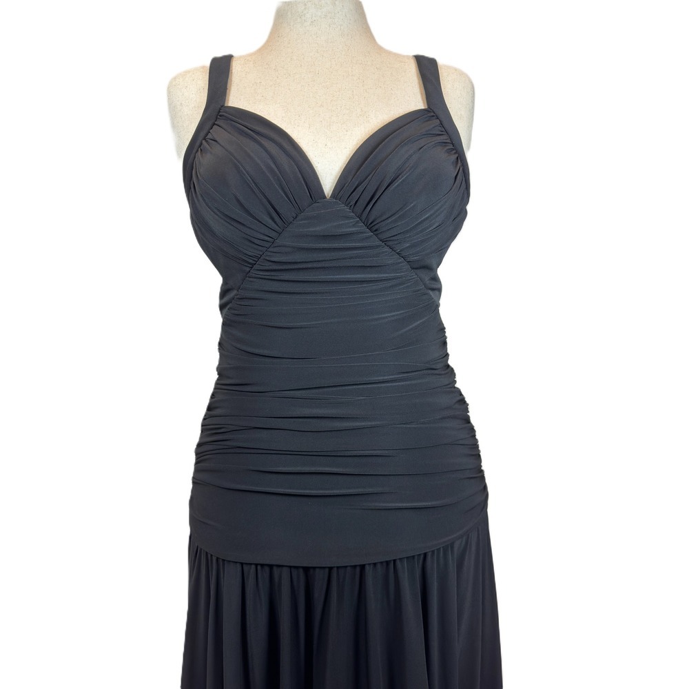 Vintage XSCAPE by Joanna Chen Black Ruched Evening Formal Gown Open Back size 12 - Picture 2 of 9